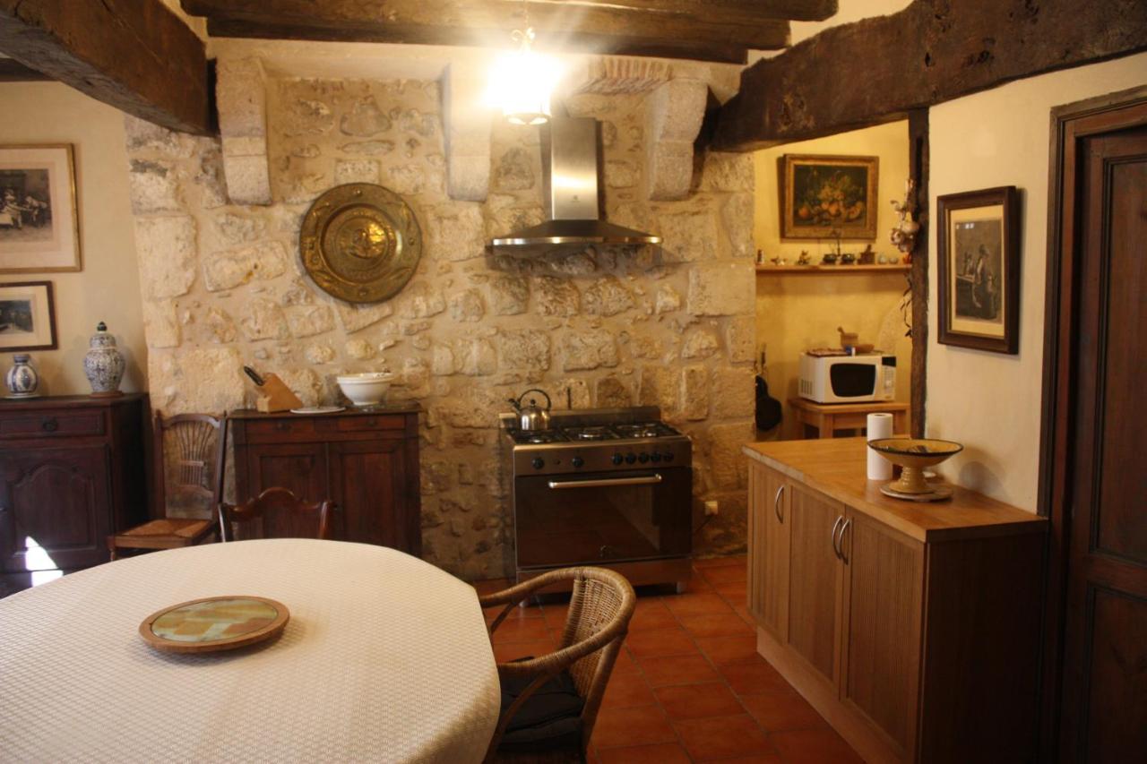 דירות קסטלז'לו L' Ancien Relais De Poste Henri מראה חיצוני תמונה